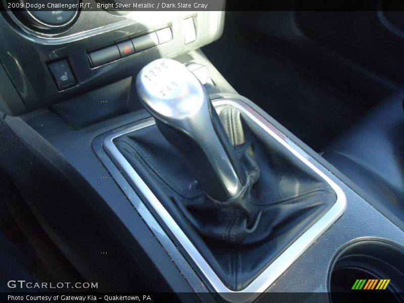 Bright Silver Metallic / Dark Slate Gray 2009 Dodge Challenger R/T