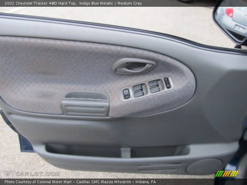 Indigo Blue Metallic / Medium Gray 2002 Chevrolet Tracker 4WD Hard Top