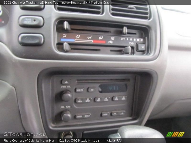 Indigo Blue Metallic / Medium Gray 2002 Chevrolet Tracker 4WD Hard Top