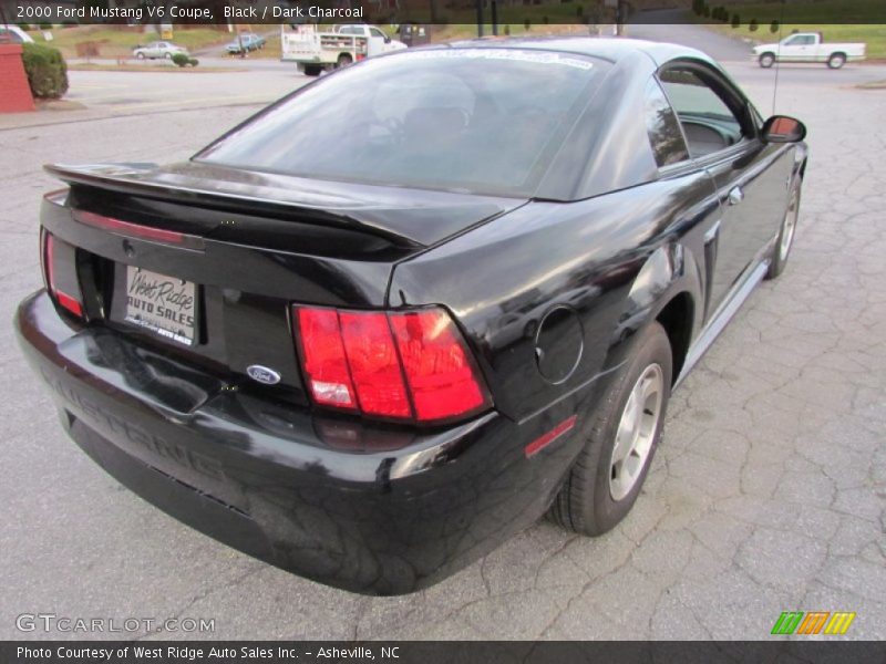 Black / Dark Charcoal 2000 Ford Mustang V6 Coupe