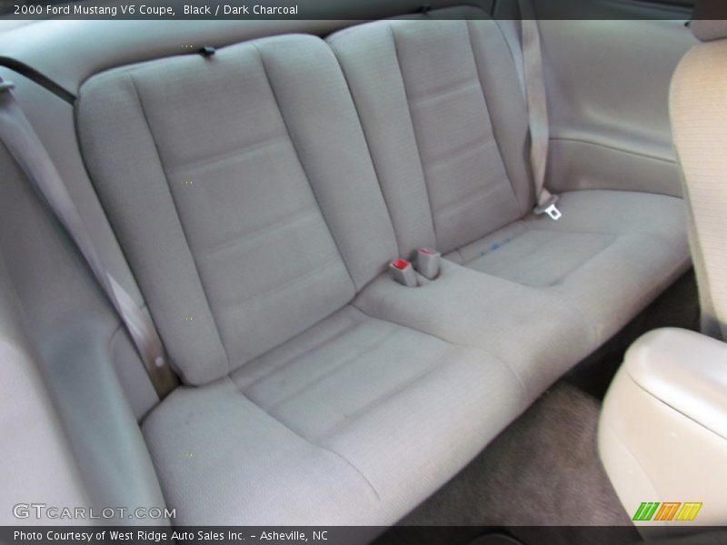 Black / Dark Charcoal 2000 Ford Mustang V6 Coupe