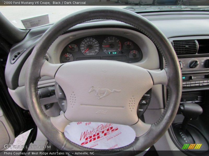 Black / Dark Charcoal 2000 Ford Mustang V6 Coupe