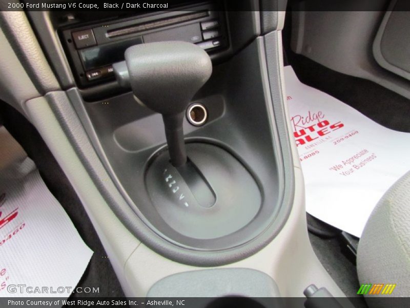 Black / Dark Charcoal 2000 Ford Mustang V6 Coupe