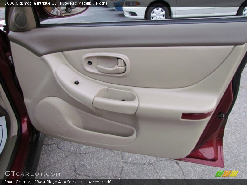 Ruby Red Metallic / Mocha 2000 Oldsmobile Intrigue GL