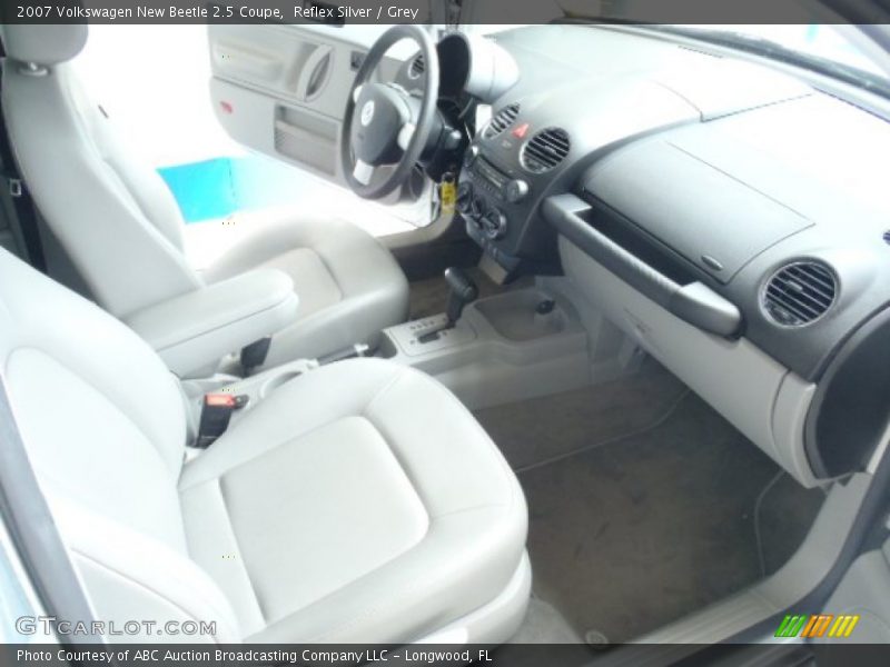 Reflex Silver / Grey 2007 Volkswagen New Beetle 2.5 Coupe