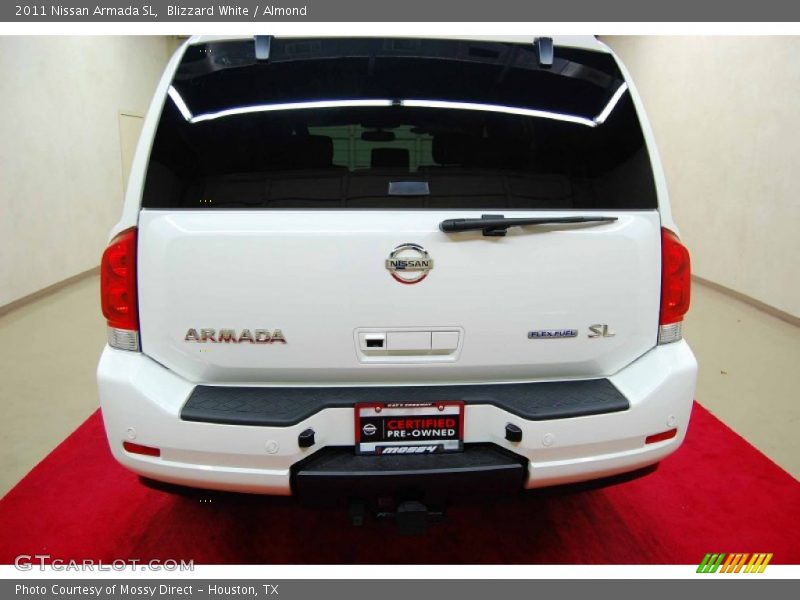 Blizzard White / Almond 2011 Nissan Armada SL