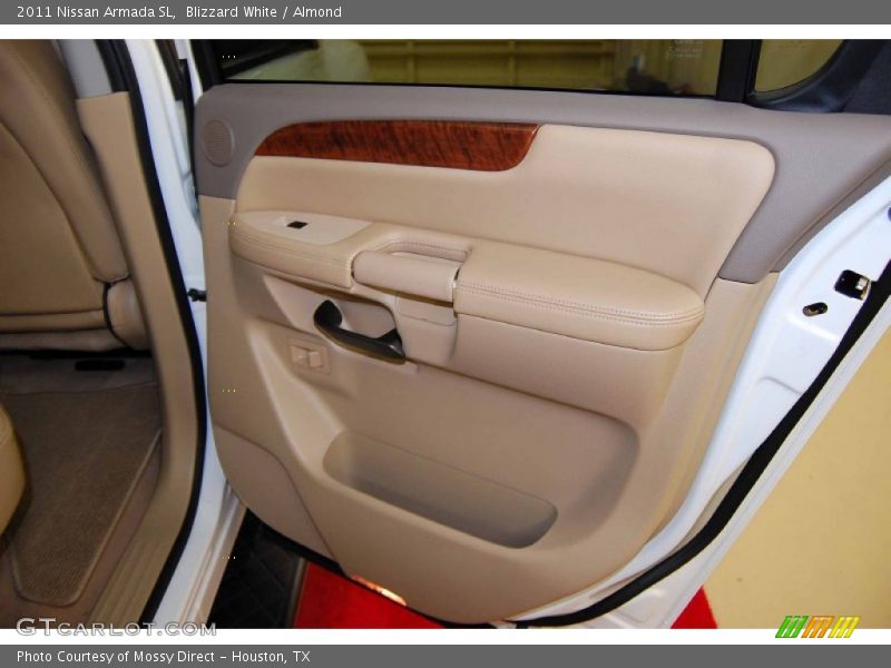 Blizzard White / Almond 2011 Nissan Armada SL