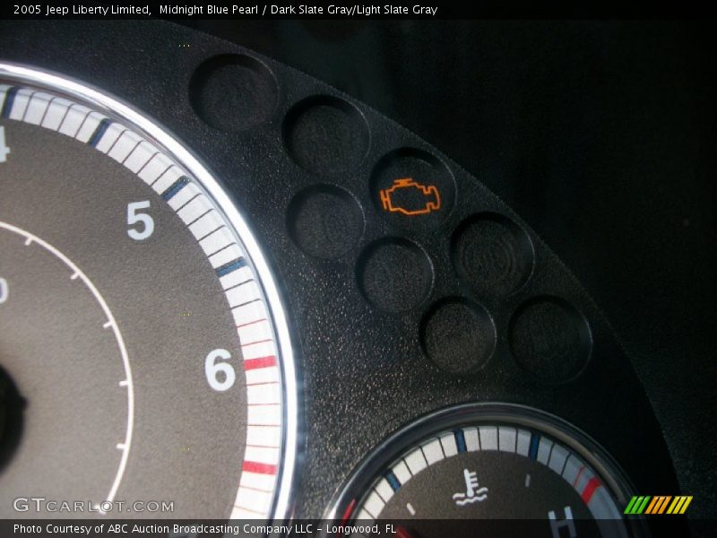 Midnight Blue Pearl / Dark Slate Gray/Light Slate Gray 2005 Jeep Liberty Limited