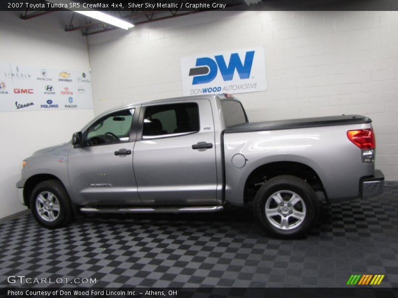 Silver Sky Metallic / Graphite Gray 2007 Toyota Tundra SR5 CrewMax 4x4
