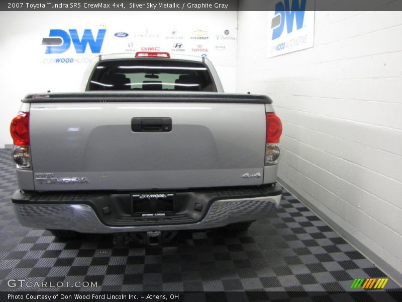 Silver Sky Metallic / Graphite Gray 2007 Toyota Tundra SR5 CrewMax 4x4