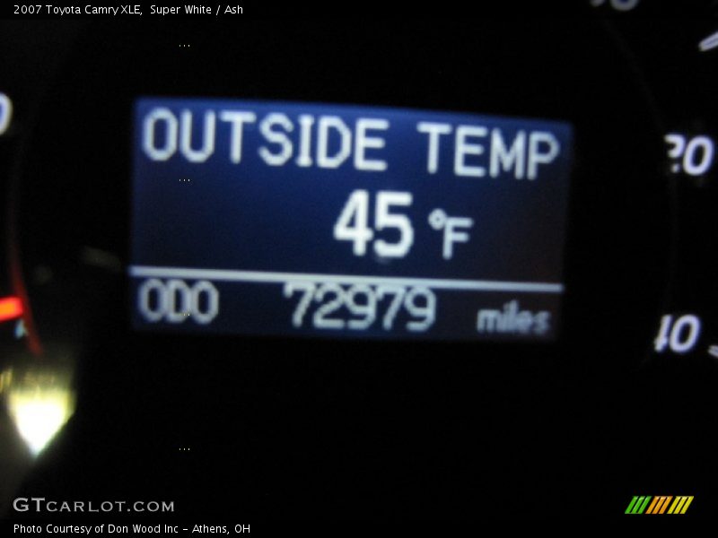Super White / Ash 2007 Toyota Camry XLE