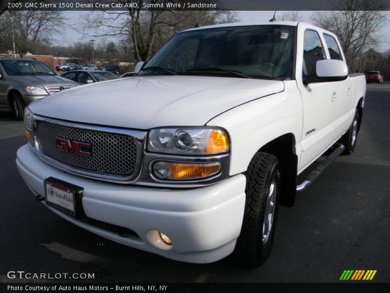 Summit White / Sandstone 2005 GMC Sierra 1500 Denali Crew Cab AWD