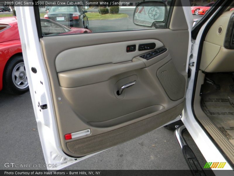 Summit White / Sandstone 2005 GMC Sierra 1500 Denali Crew Cab AWD