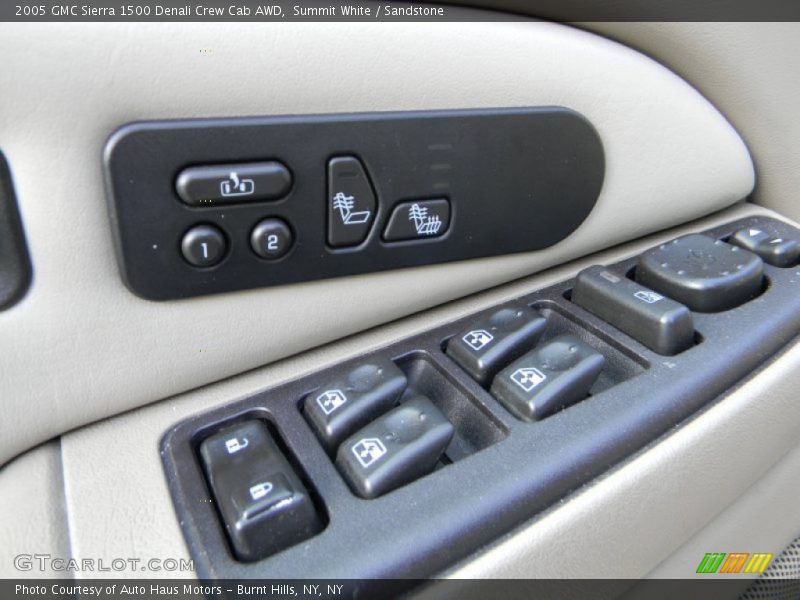 Summit White / Sandstone 2005 GMC Sierra 1500 Denali Crew Cab AWD