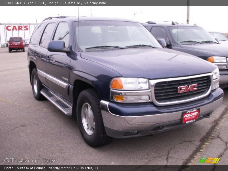 Indigo Blue Metallic / Neutral/Shale 2002 GMC Yukon XL SLE
