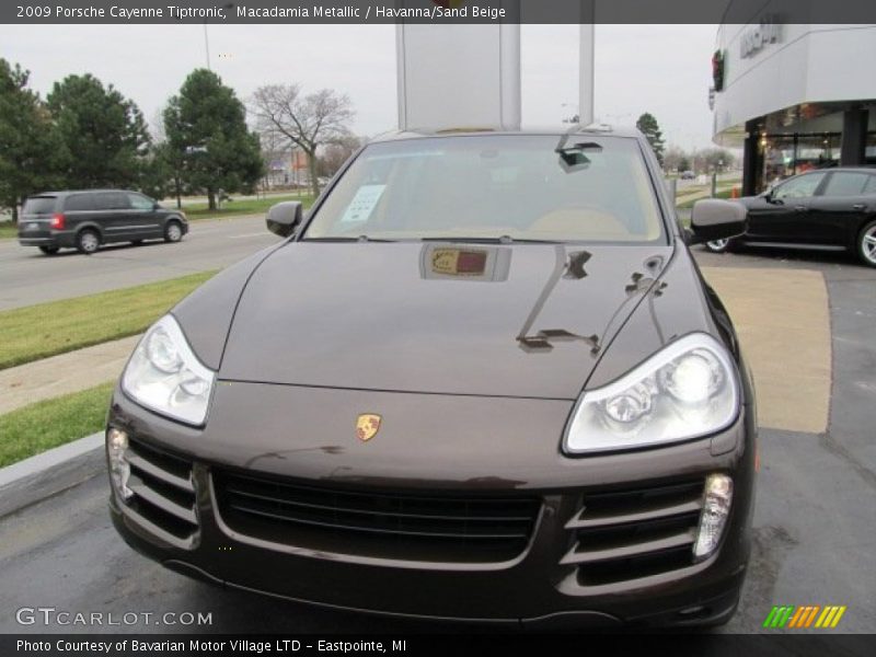 Macadamia Metallic / Havanna/Sand Beige 2009 Porsche Cayenne Tiptronic