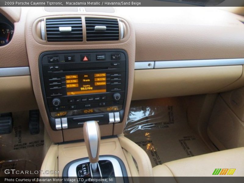 Macadamia Metallic / Havanna/Sand Beige 2009 Porsche Cayenne Tiptronic