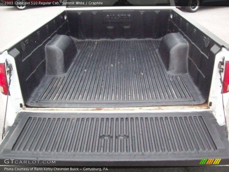 Summit White / Graphite 2003 Chevrolet S10 Regular Cab