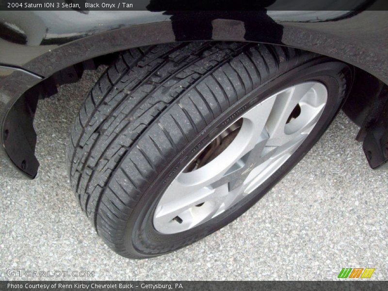 Black Onyx / Tan 2004 Saturn ION 3 Sedan