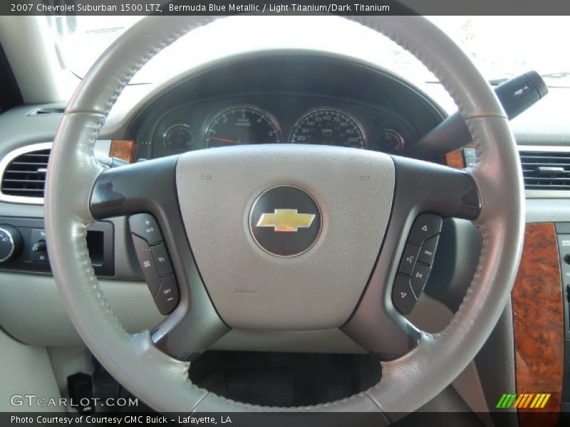  2007 Suburban 1500 LTZ Steering Wheel