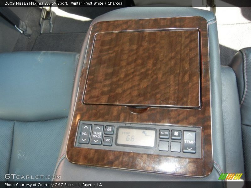 Winter Frost White / Charcoal 2009 Nissan Maxima 3.5 SV Sport