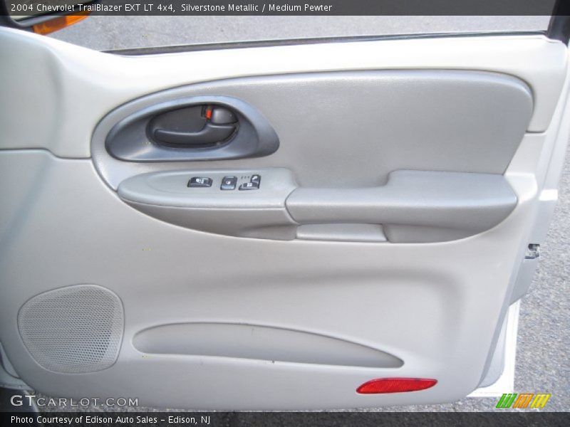 Silverstone Metallic / Medium Pewter 2004 Chevrolet TrailBlazer EXT LT 4x4