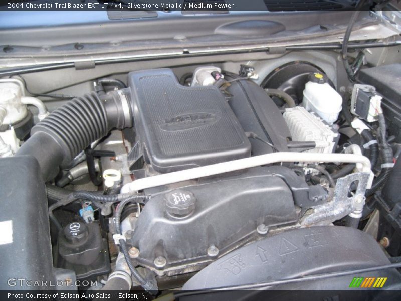 Silverstone Metallic / Medium Pewter 2004 Chevrolet TrailBlazer EXT LT 4x4