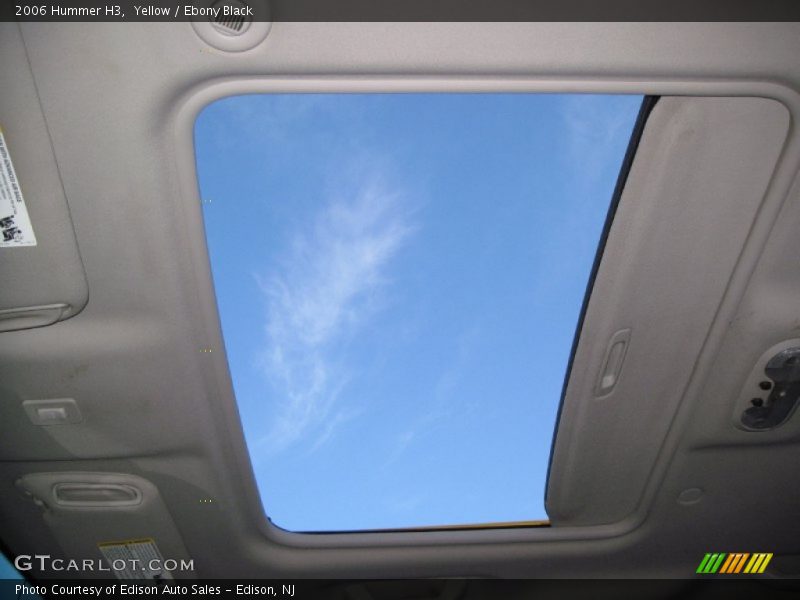 Yellow / Ebony Black 2006 Hummer H3