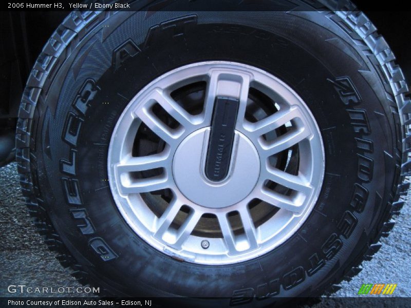 Yellow / Ebony Black 2006 Hummer H3