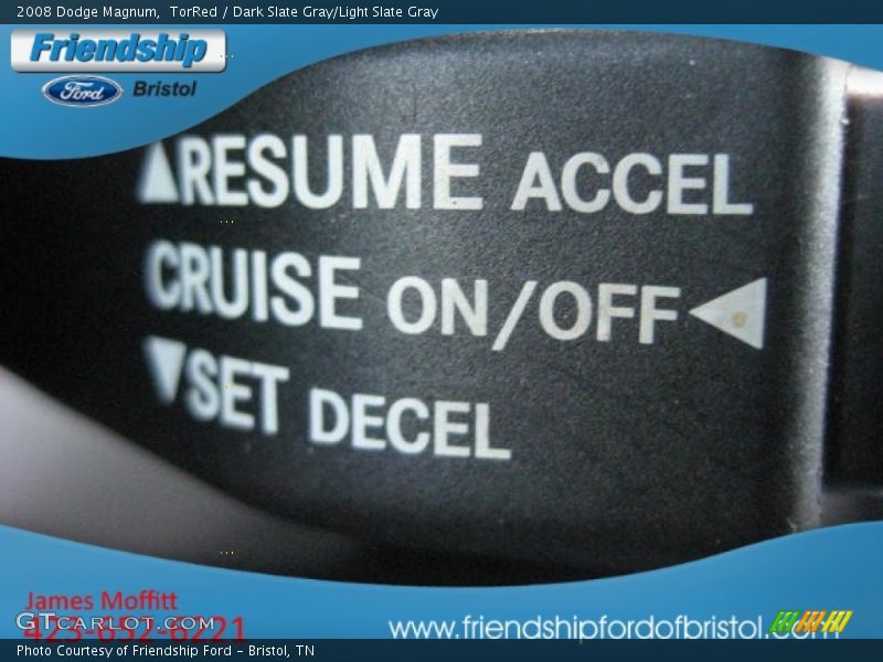 TorRed / Dark Slate Gray/Light Slate Gray 2008 Dodge Magnum