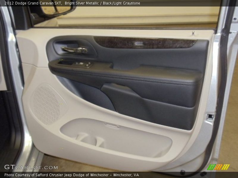 Bright Silver Metallic / Black/Light Graystone 2012 Dodge Grand Caravan SXT