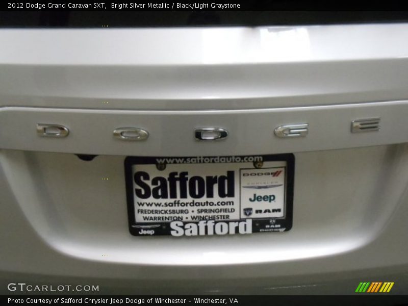 Bright Silver Metallic / Black/Light Graystone 2012 Dodge Grand Caravan SXT