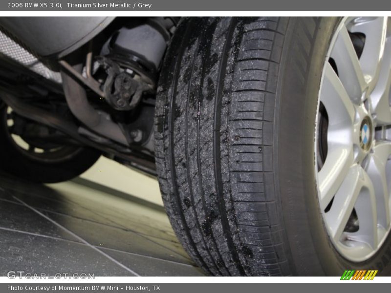 Titanium Silver Metallic / Grey 2006 BMW X5 3.0i