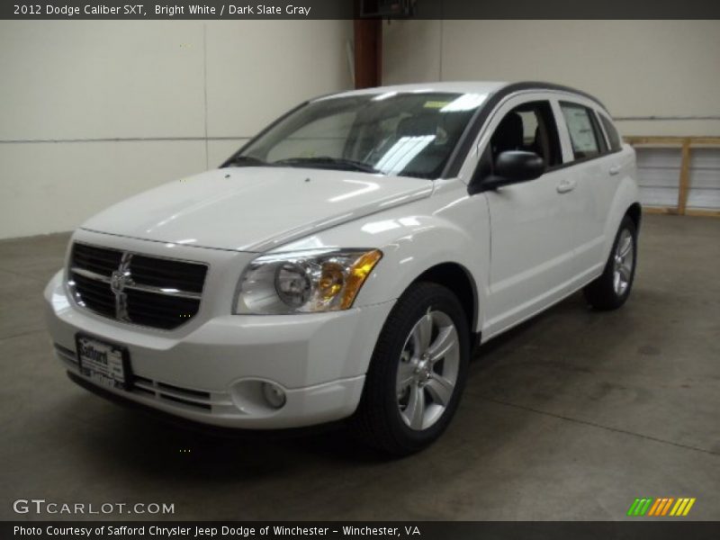 Bright White / Dark Slate Gray 2012 Dodge Caliber SXT