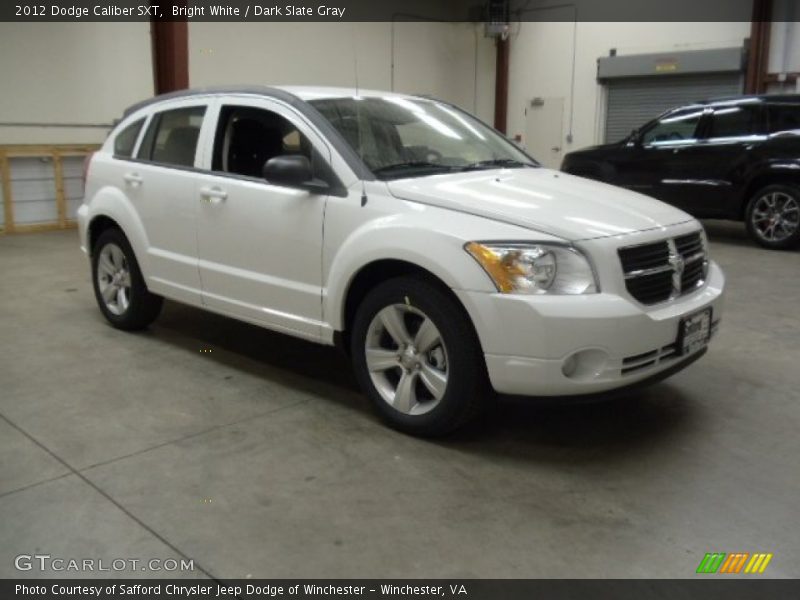 Bright White / Dark Slate Gray 2012 Dodge Caliber SXT