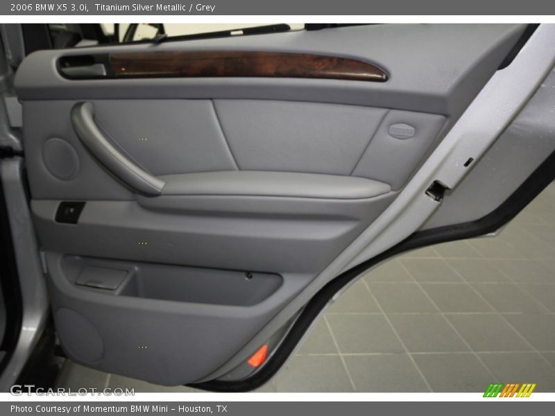 Titanium Silver Metallic / Grey 2006 BMW X5 3.0i