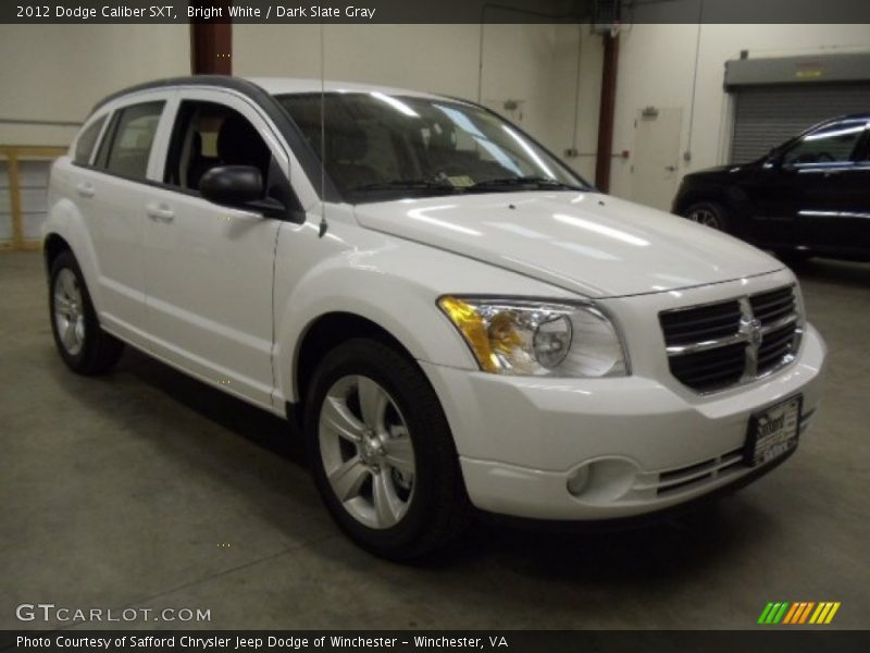 Bright White / Dark Slate Gray 2012 Dodge Caliber SXT