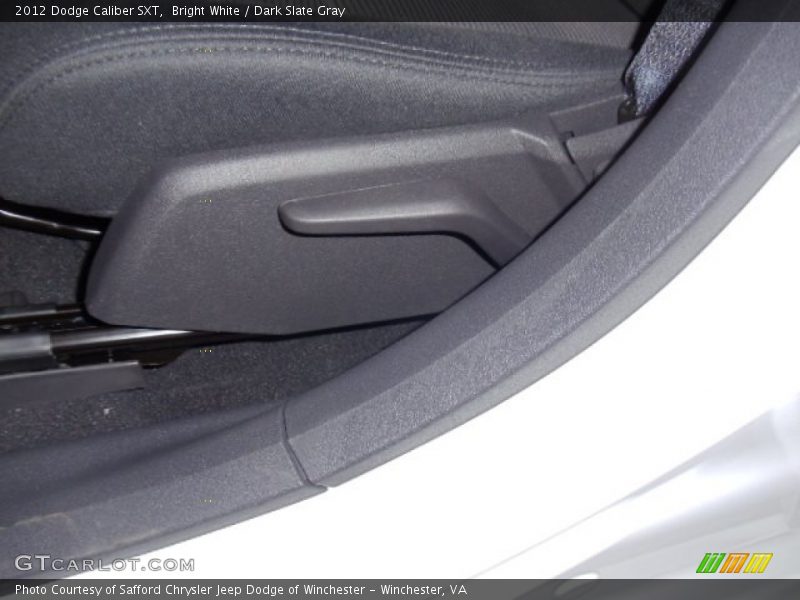 Bright White / Dark Slate Gray 2012 Dodge Caliber SXT