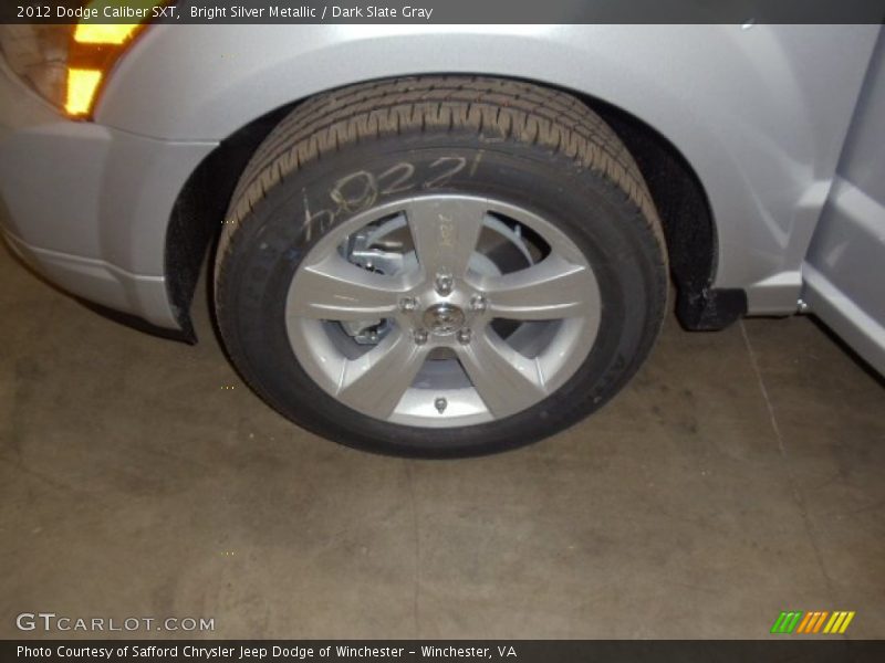 Bright Silver Metallic / Dark Slate Gray 2012 Dodge Caliber SXT