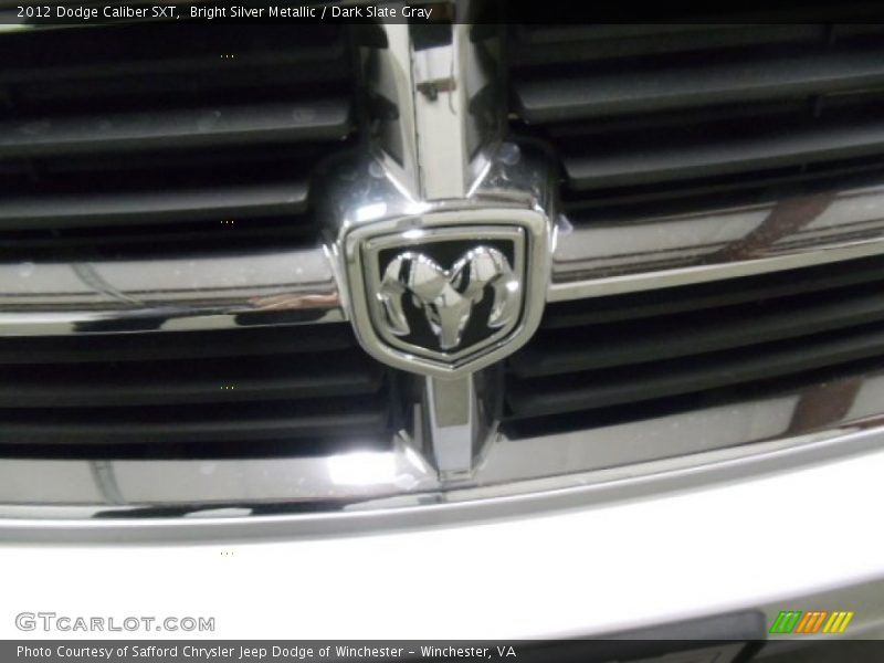 Bright Silver Metallic / Dark Slate Gray 2012 Dodge Caliber SXT