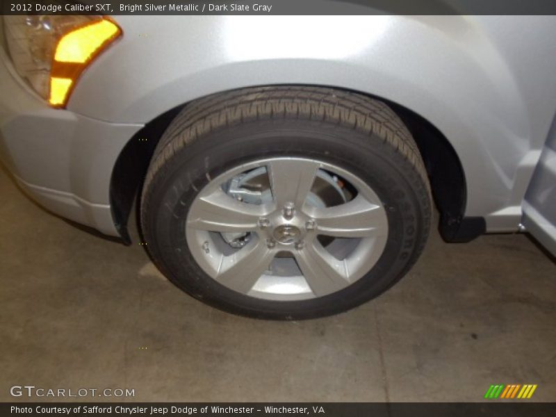Bright Silver Metallic / Dark Slate Gray 2012 Dodge Caliber SXT