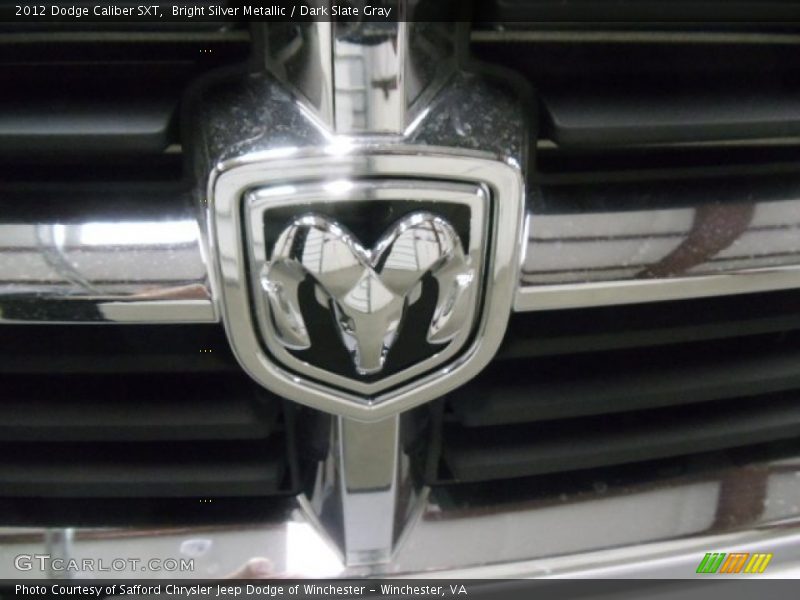 Bright Silver Metallic / Dark Slate Gray 2012 Dodge Caliber SXT