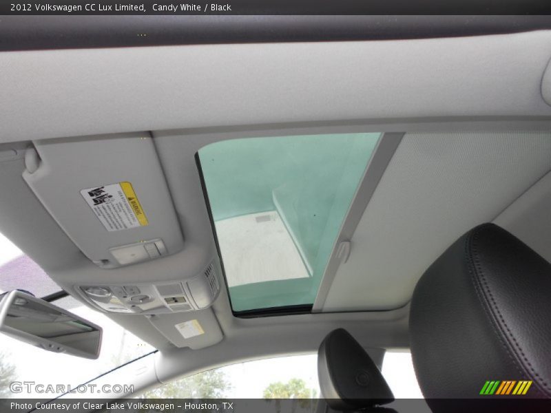 Sunroof of 2012 CC Lux Limited