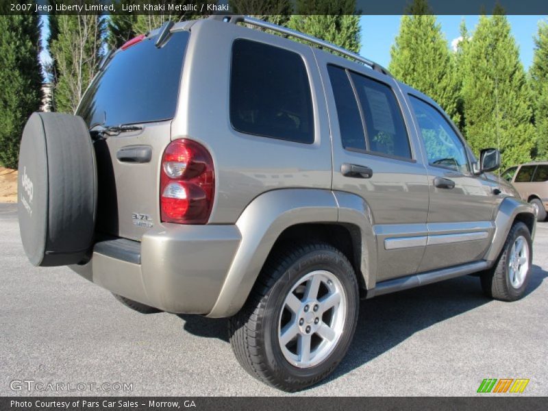 Light Khaki Metallic / Khaki 2007 Jeep Liberty Limited