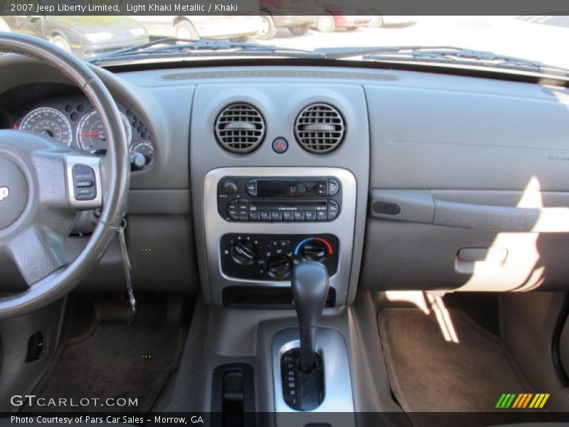 Light Khaki Metallic / Khaki 2007 Jeep Liberty Limited