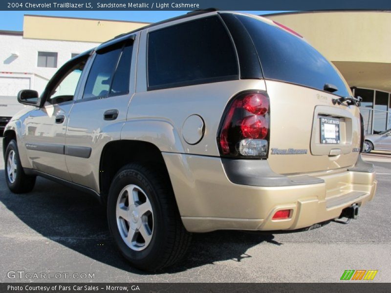 Sandstone Metallic / Light Cashmere 2004 Chevrolet TrailBlazer LS