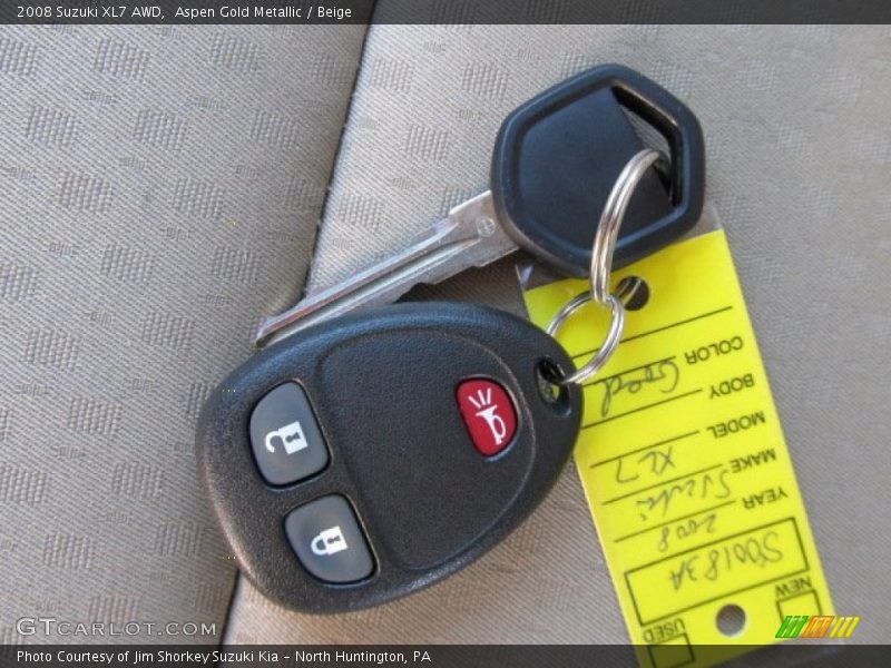 Aspen Gold Metallic / Beige 2008 Suzuki XL7 AWD
