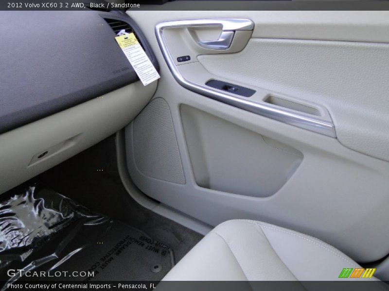 Black / Sandstone 2012 Volvo XC60 3.2 AWD