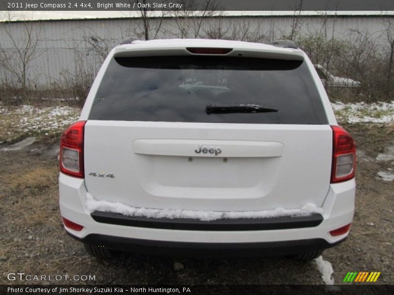 Bright White / Dark Slate Gray 2011 Jeep Compass 2.4 4x4