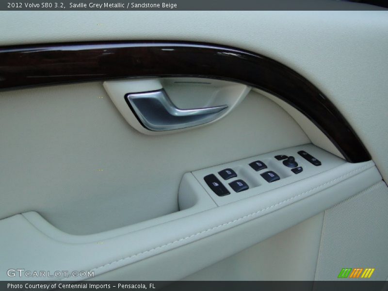Saville Grey Metallic / Sandstone Beige 2012 Volvo S80 3.2